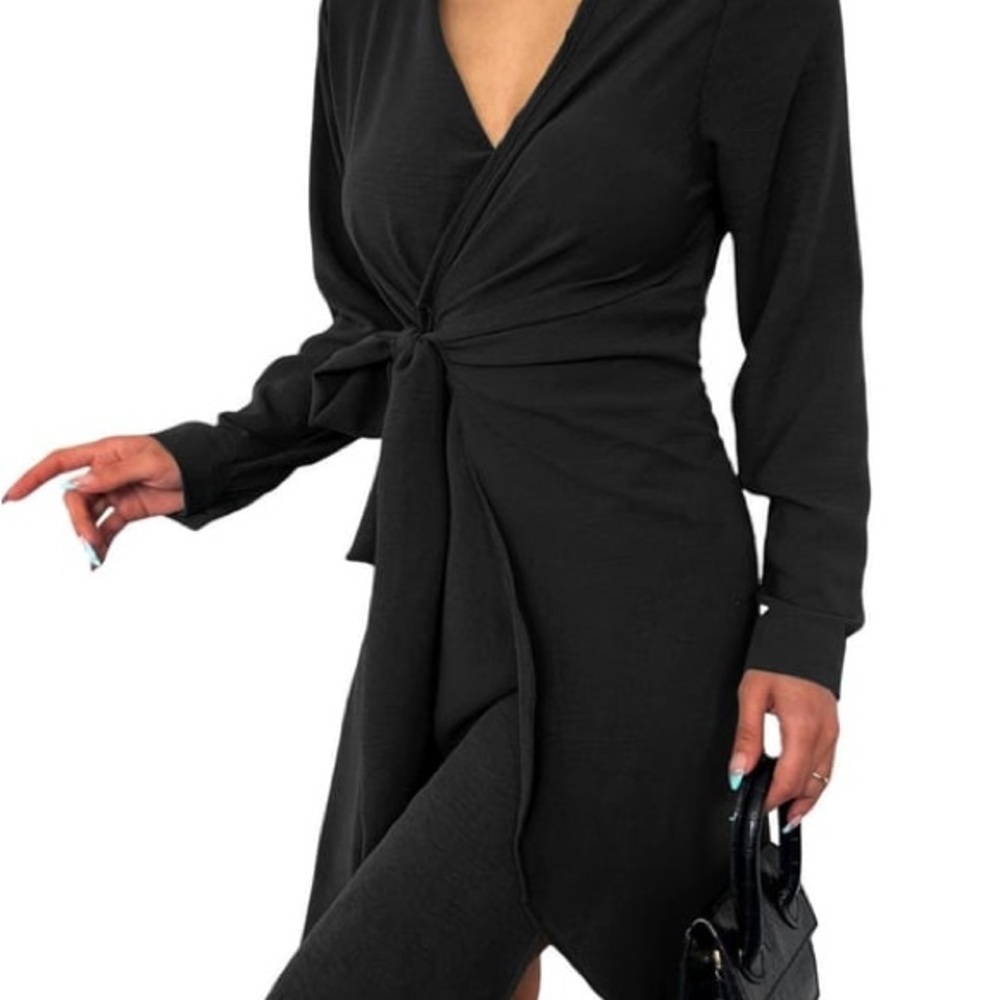 Elegant Black Wrap Dress - Picture 2 of 6
